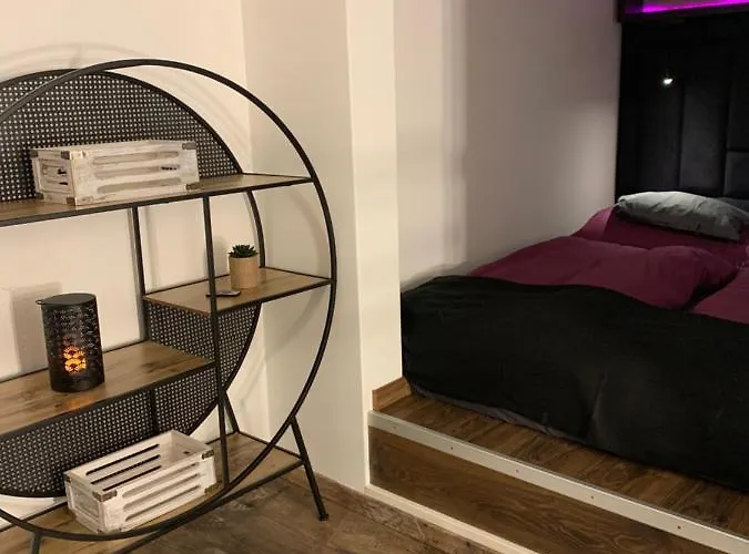 Akacfaapartman アパート *