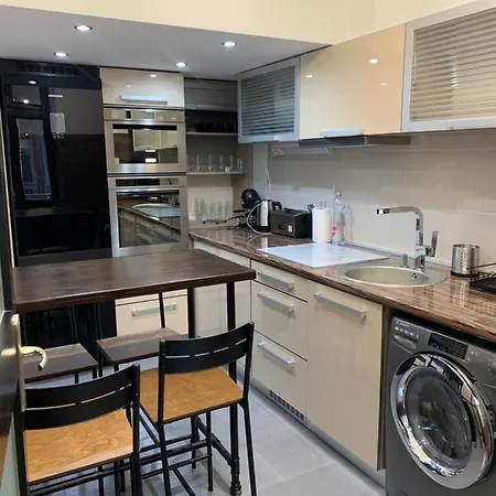 Akacfaapartman Apartamento